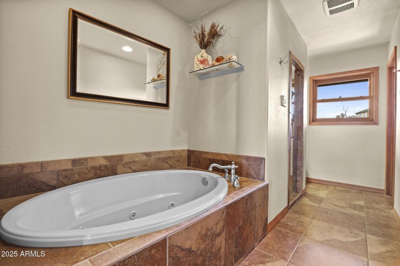 master jetted tub