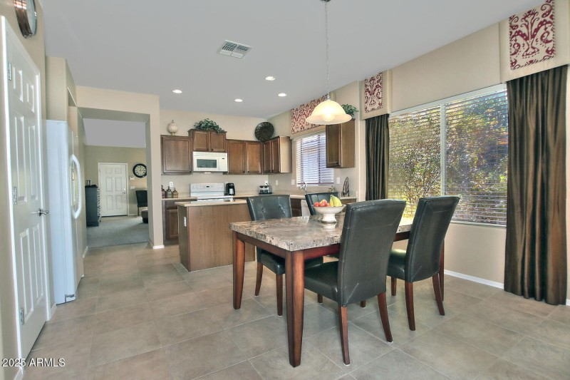 6614 W Victory Way Florence AZ-large-018