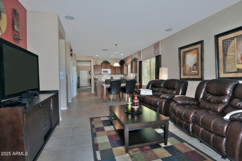 6614 W Victory Way Florence AZ-large-021
