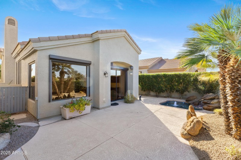 Outdoor Patio with Solar Screens!