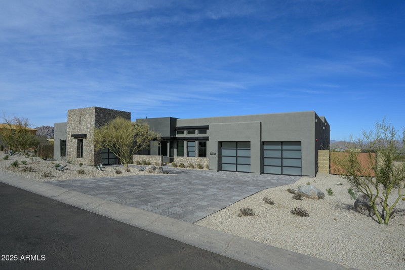 Custom Front Yard Landscaping