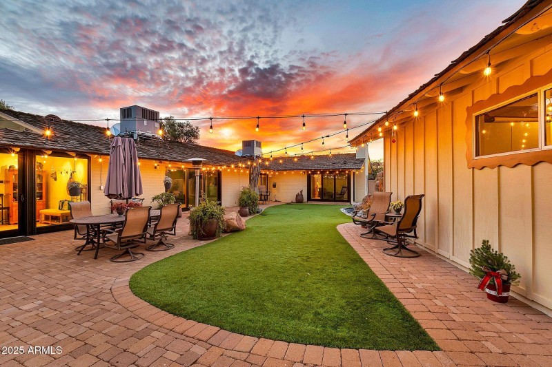 4022 E Stanford Dr twilight-18