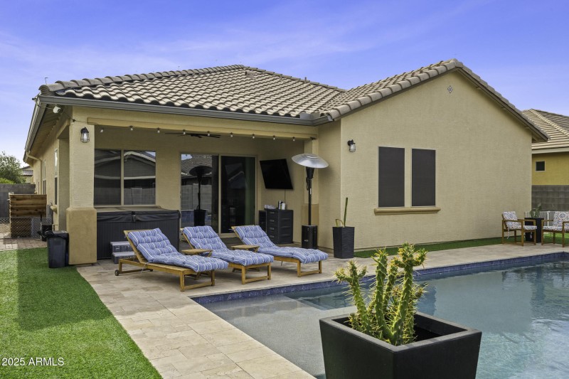 41262WAlmiraDr-4