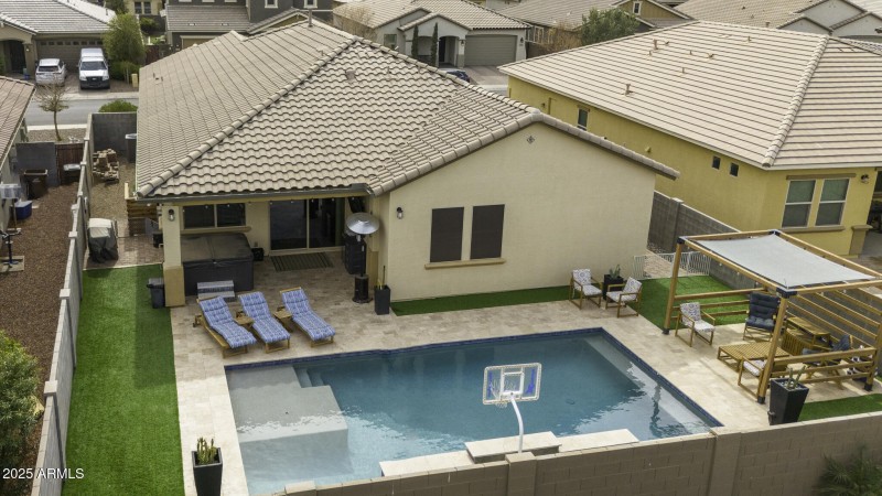 41262WAlmiraDr-10