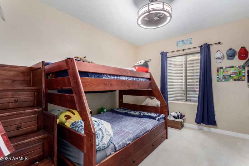 Guest bedroom 1