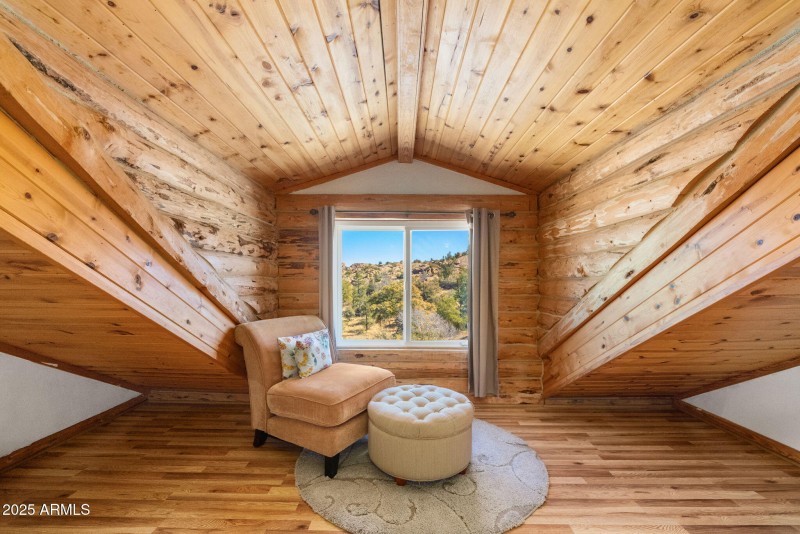 26-Bedroom 2 (2)