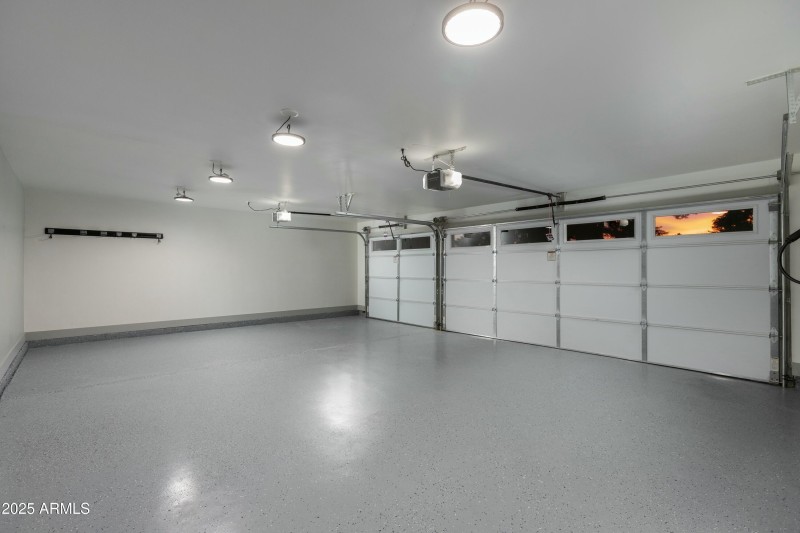 3 CAR GARAGE
