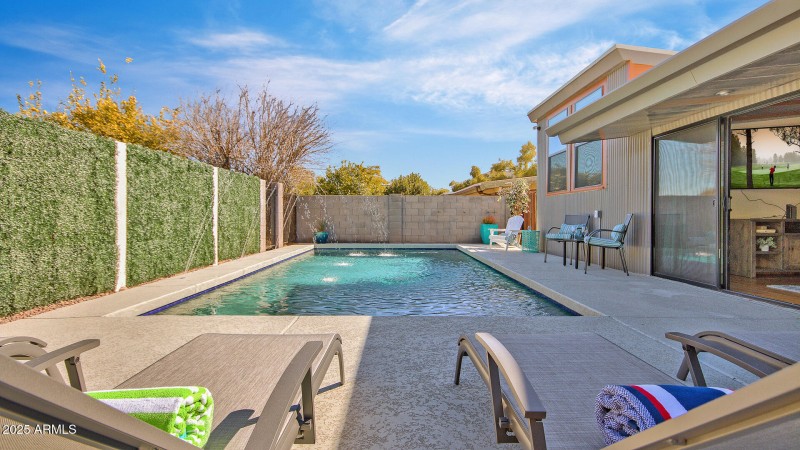 Pool Shot TV Chairs