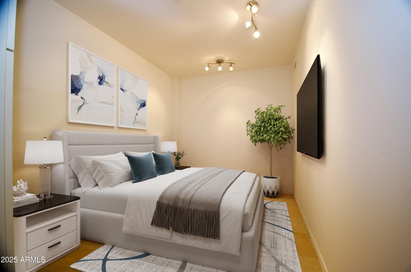 Secondary Bedroom VS