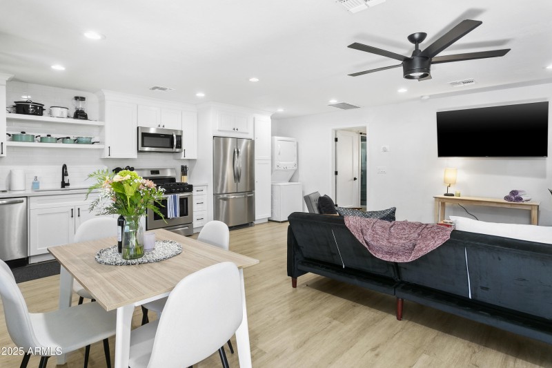 3139N40th074