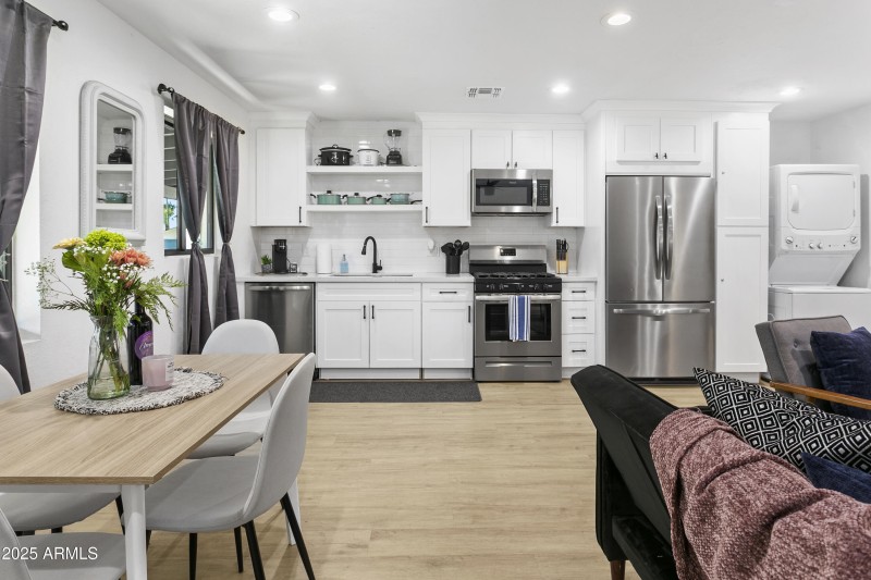 3139N40th075