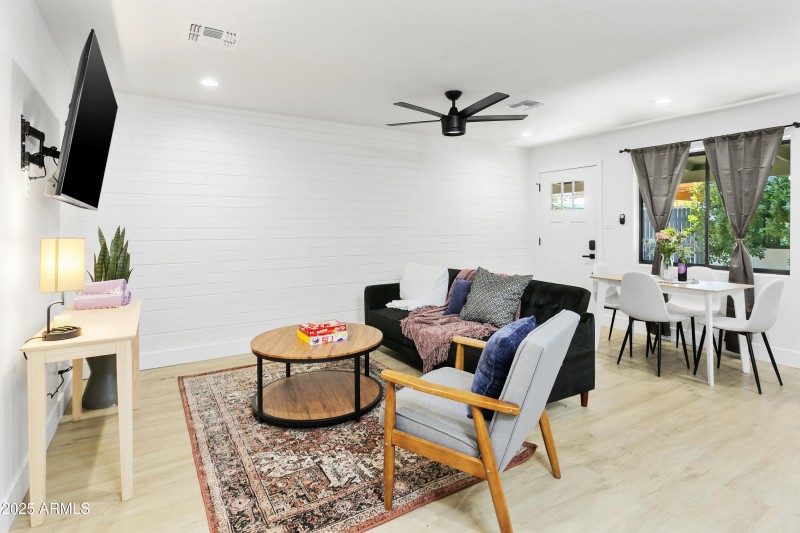 3139N40th085