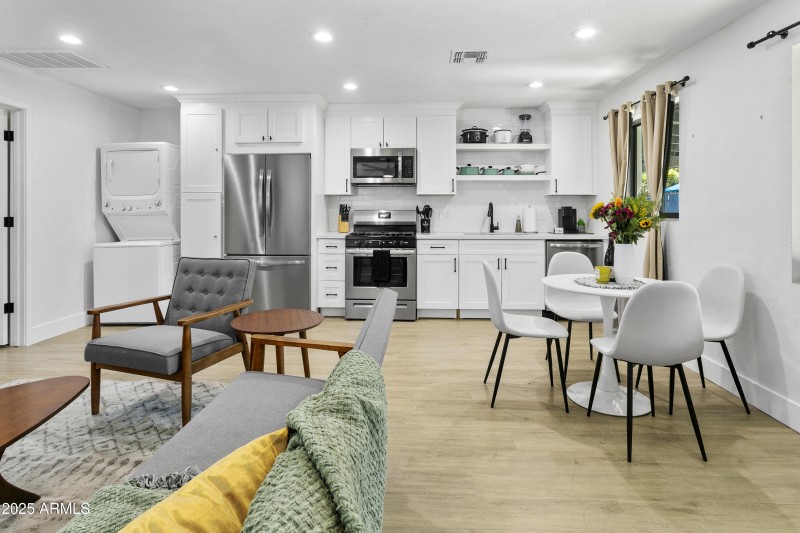3139N40th095