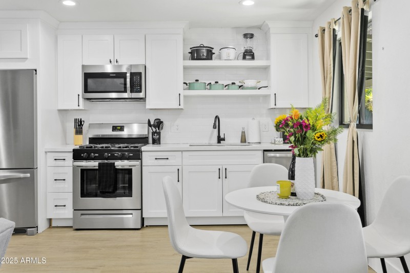 3139N40th101