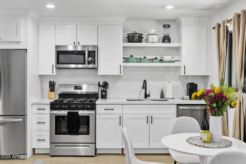 3139N40th105