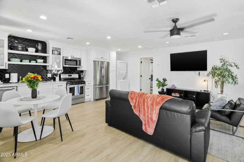 3139N40th115