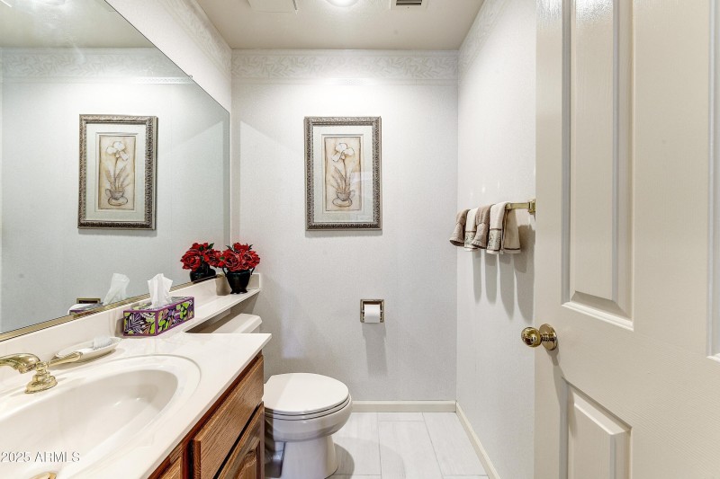 023_Powder Room
