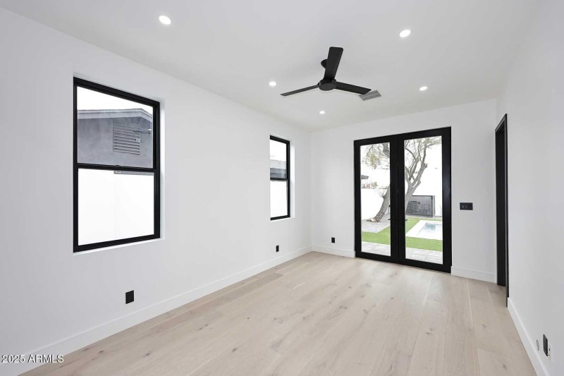 2nd Bedroom