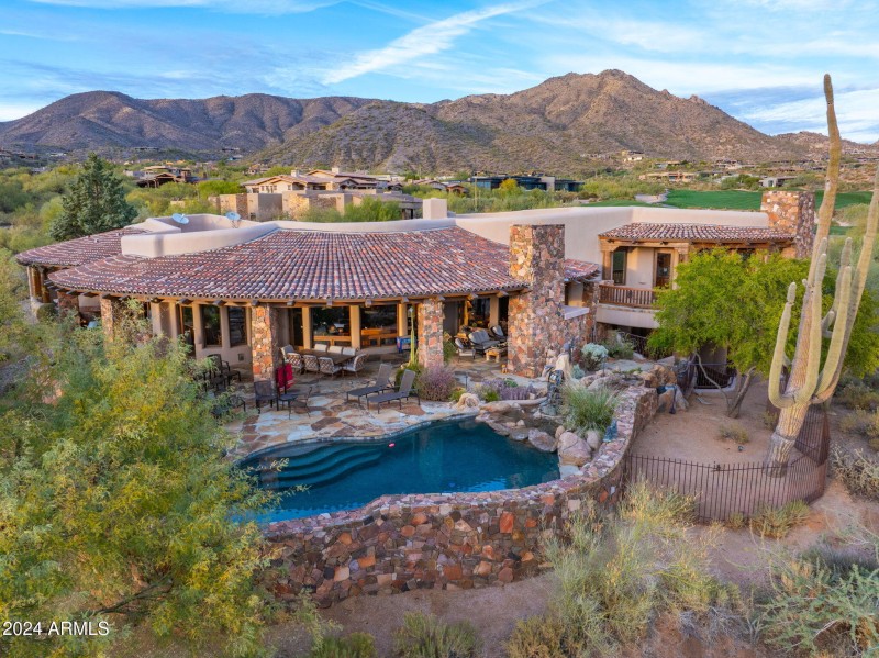 Pool & Patio