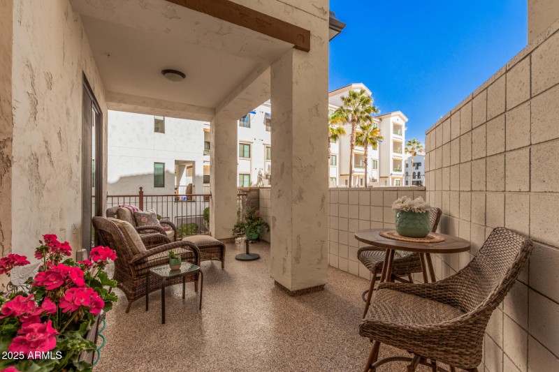 Oversized Patio