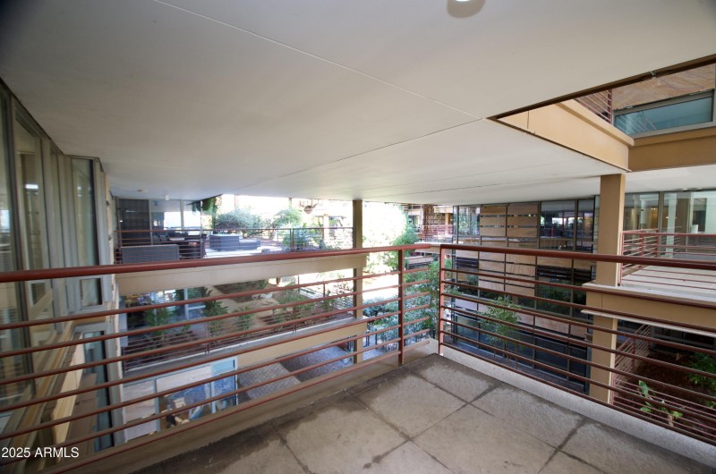 balcony 2