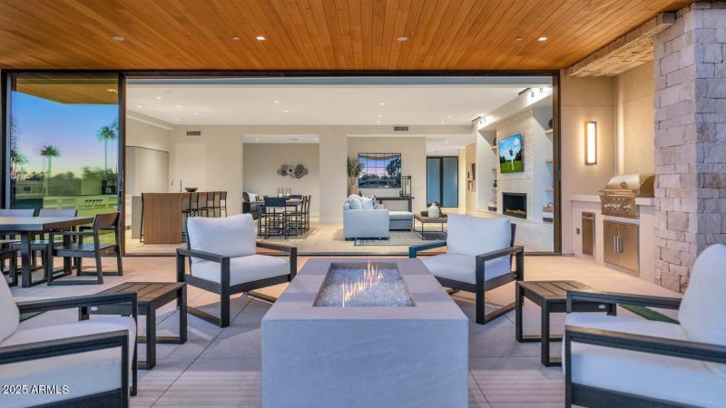 6331 E Phoenician Blvd-large-013-015-633