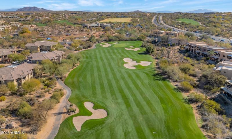 10260 E White Feather Ln-large-029-001-D