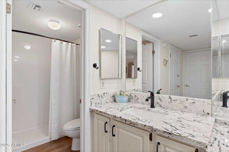 Walk in Shower
