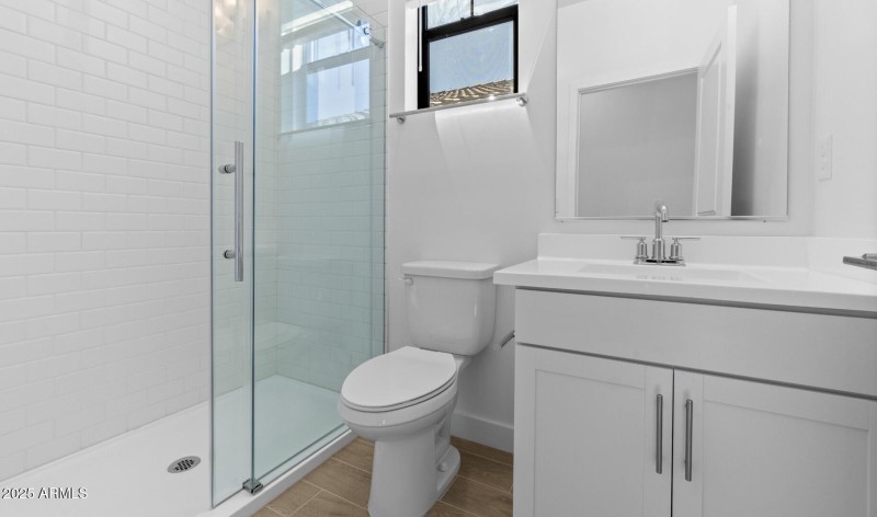 FSVV Cottages Lot #14 Hall Bath (Large)