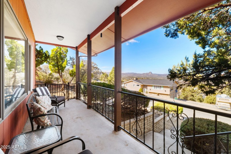 5-Front Porch