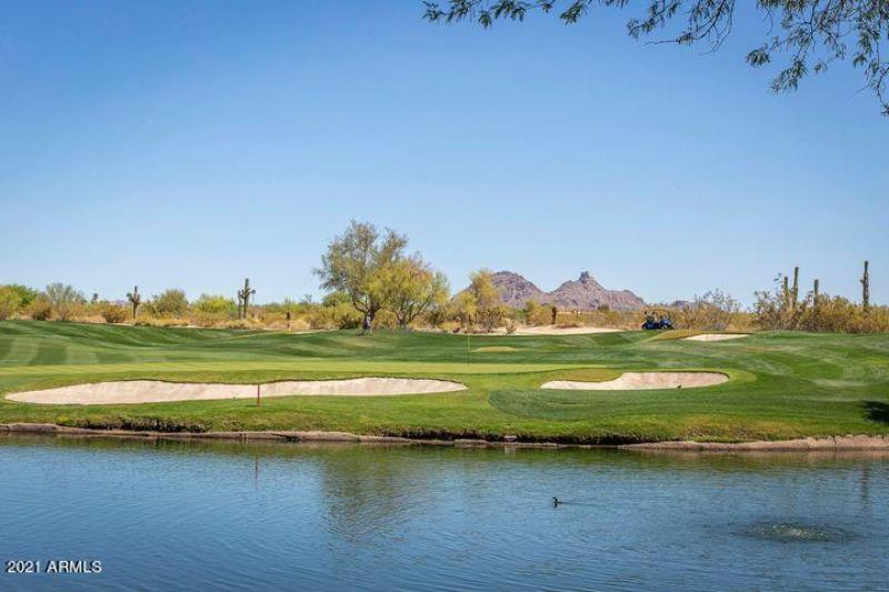Golf Course Grayhawk1