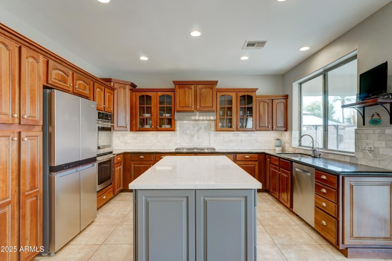 14674 W Windsor ave-12