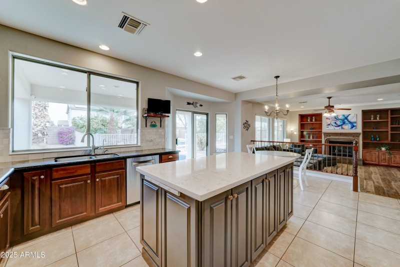 14674 W Windsor ave-15