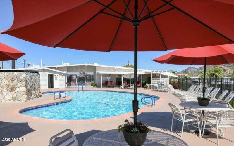pool 1