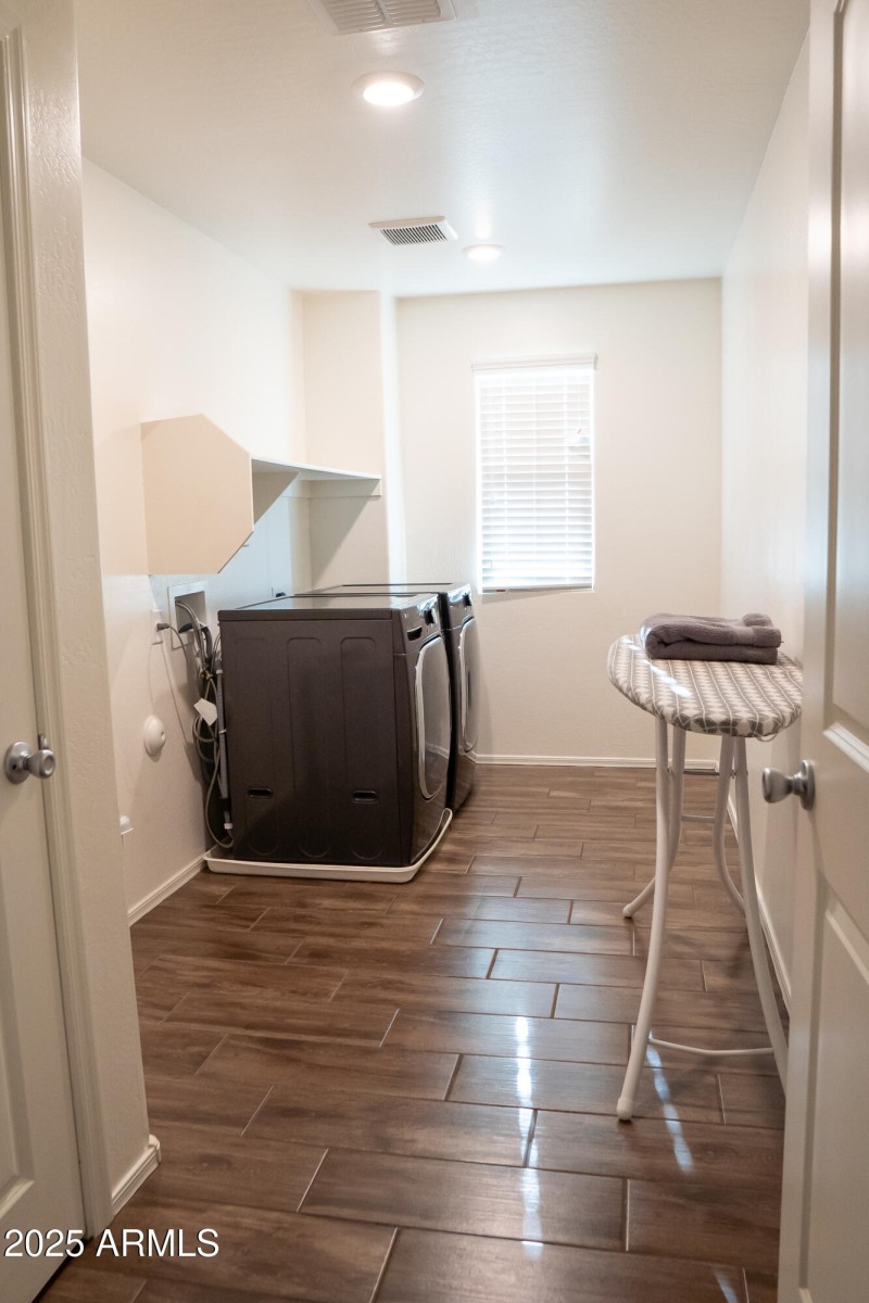 laundry room1
