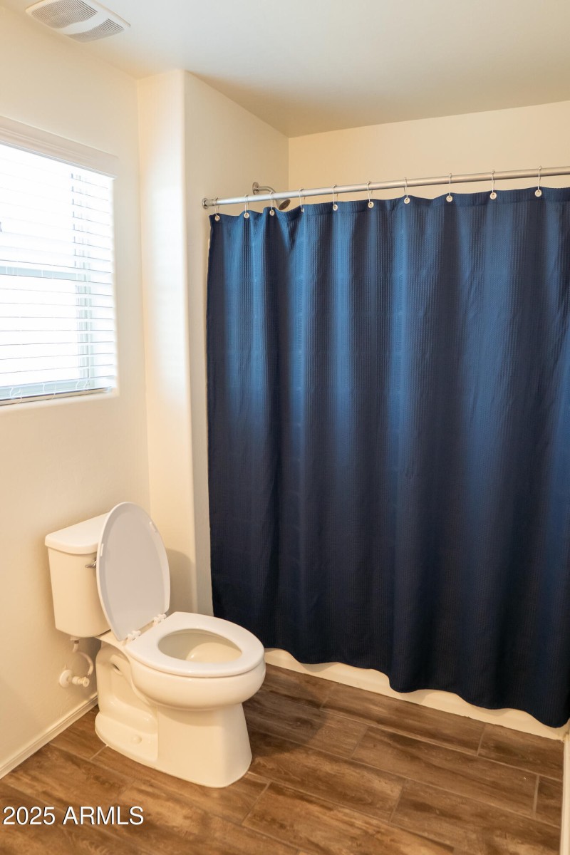 bathroom2