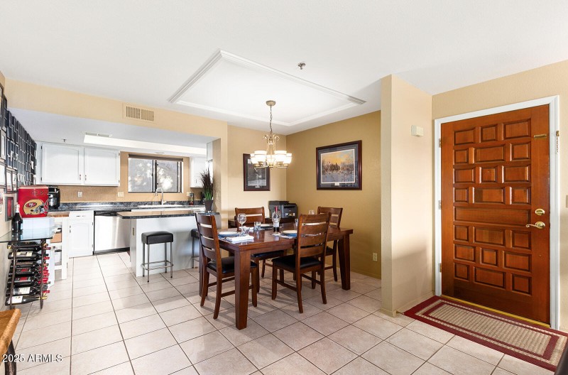Dining area is cozy