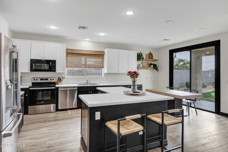 4473 E Whitehall Dr-15