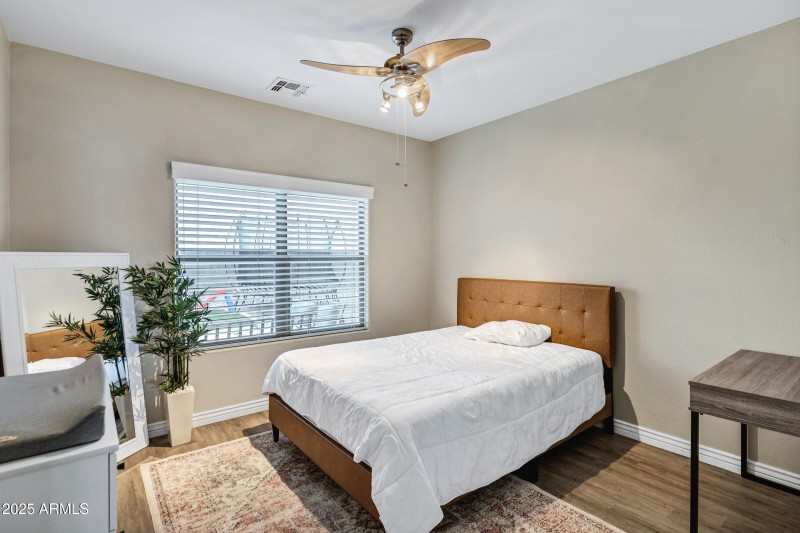 4473 E Whitehall Dr-21