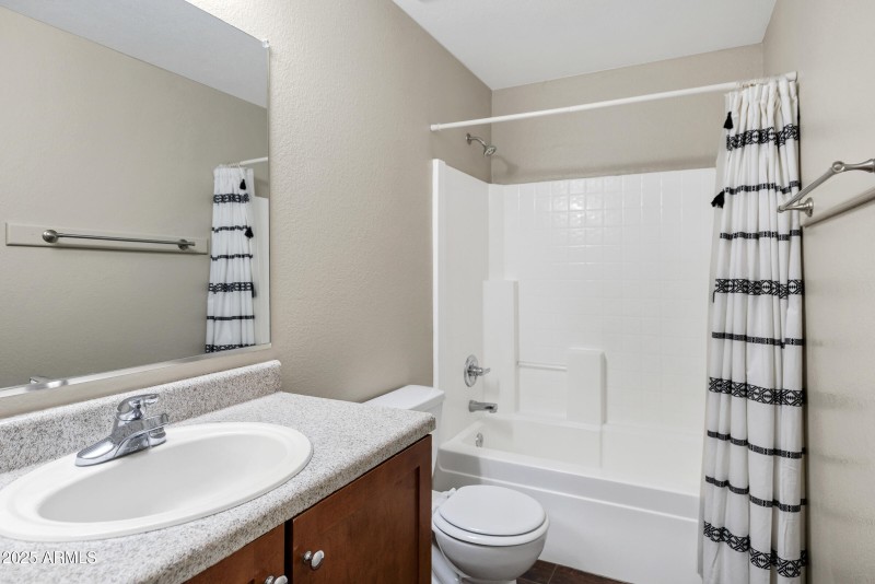 4473 E Whitehall Dr-31