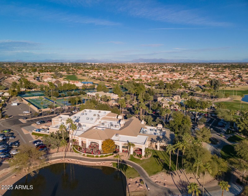 Oakwood Clubhouse and Amenities