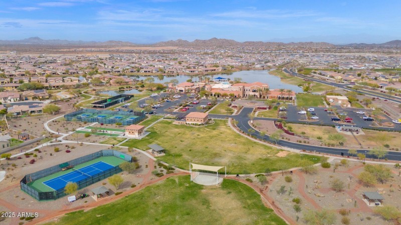 COMMUNITY AMENITIES