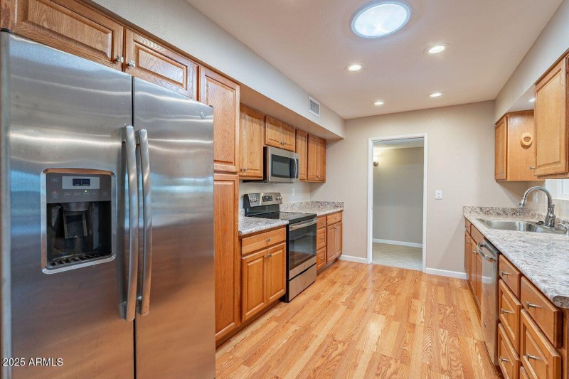 KITCHEN 3