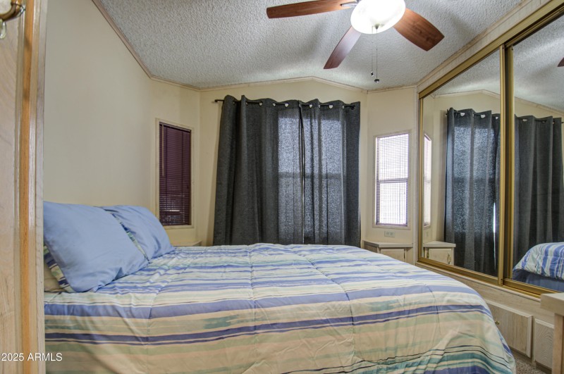 Bedroom-pic 1