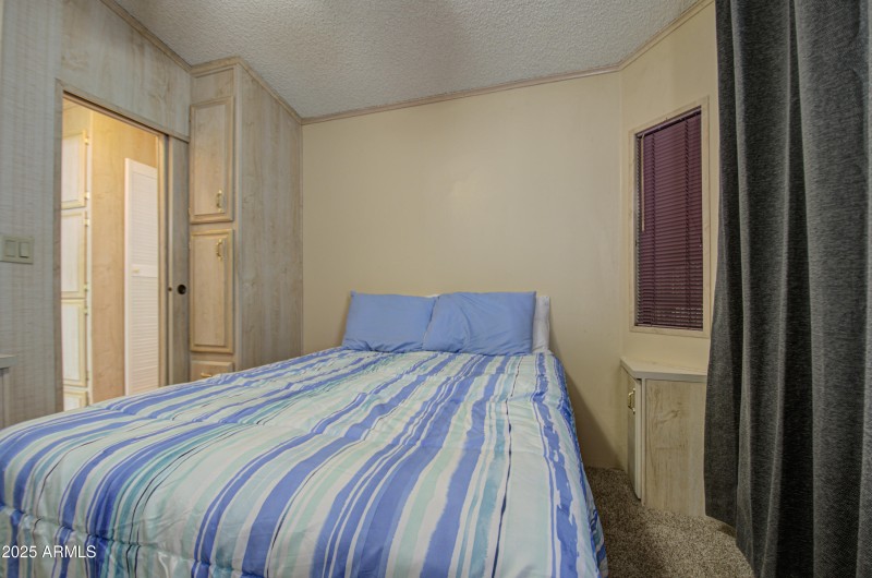 Bedroom-pic 3