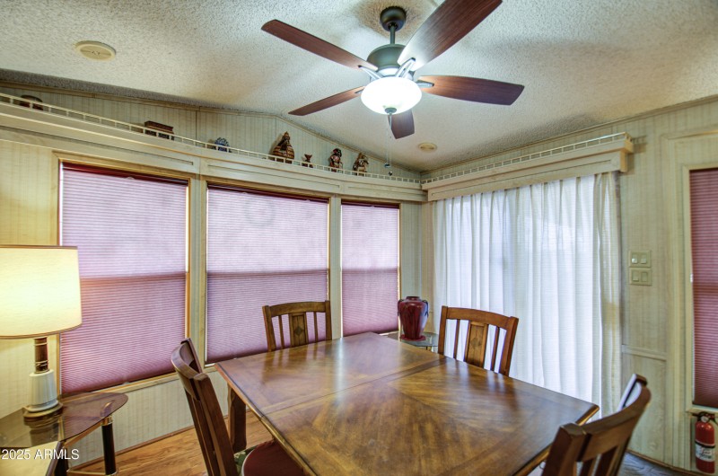 Dining Area 5