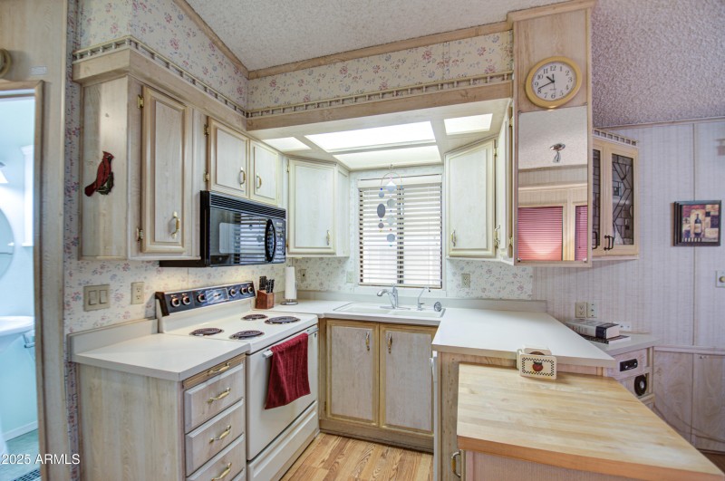 Kitchen 3