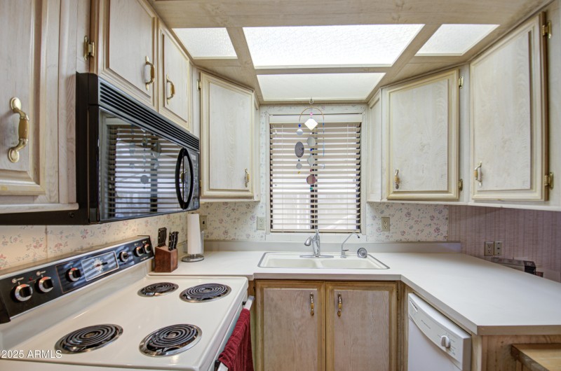 Kitchen 4