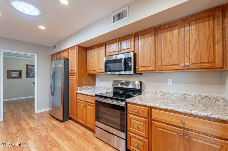 KITCHEN 2