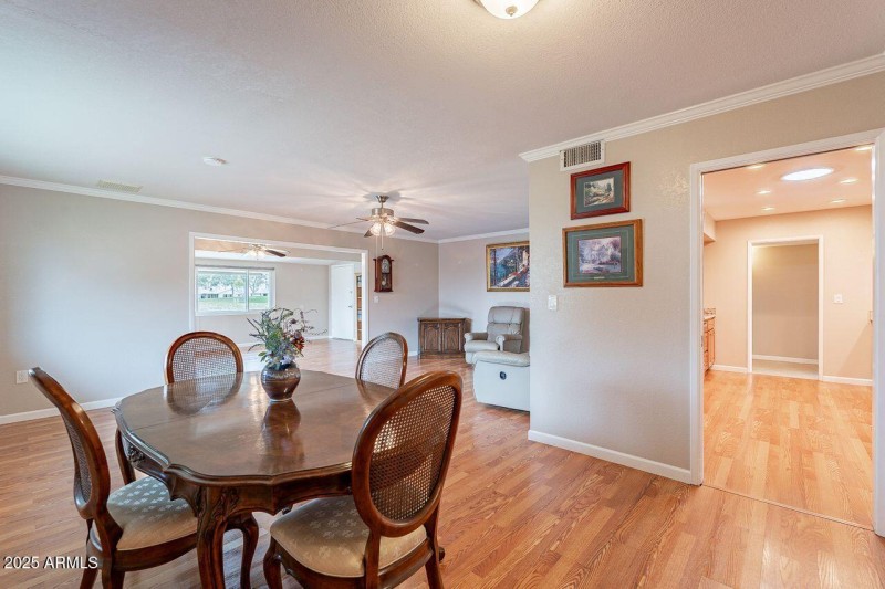 DINING ROOM 1